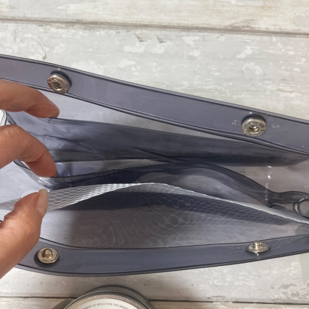 Cloth & Paper || Everyday Carry All Pouch and Wellness Die - Picture 11 of 11